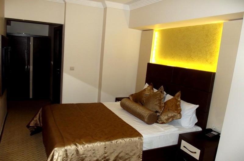 Alya Hotel Burdur Zimmer foto
